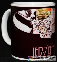 Led Zeppelin - 05 - Discography (Кухоль) ― купити футболку в Україні, замовити футболку поштою, ціни, опис, фото футболок, купити кухлі, бейсболки, весна, кружки, рюкзаки, гаманці, літо, бандани, шкіряні вироби, осінь, джинси, кросівки, куртки, шорти, шапки, батніки, шкарпетки, зима, білизна, майки, сорочки, сумки, молодіжні аксесуари, вуличний стиль кежуал стайл | Інтернет-магазин футболок та іншого молодіжного одягу - GRAFFITI STREET - GraffitiStreet.Com.Ua